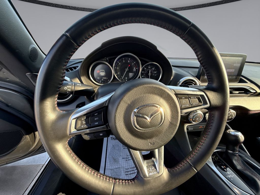 Thumbnail: 2019 Mazda MX-5 Miata - 20
