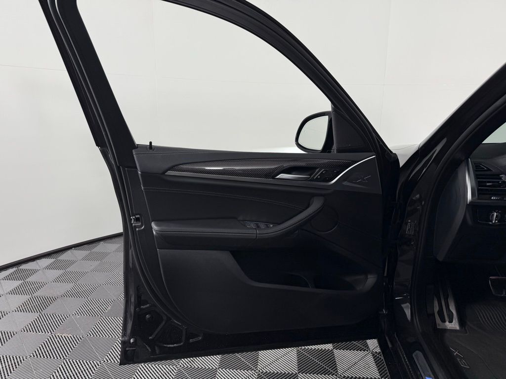 Thumbnail: 2022 BMW X3 - 13