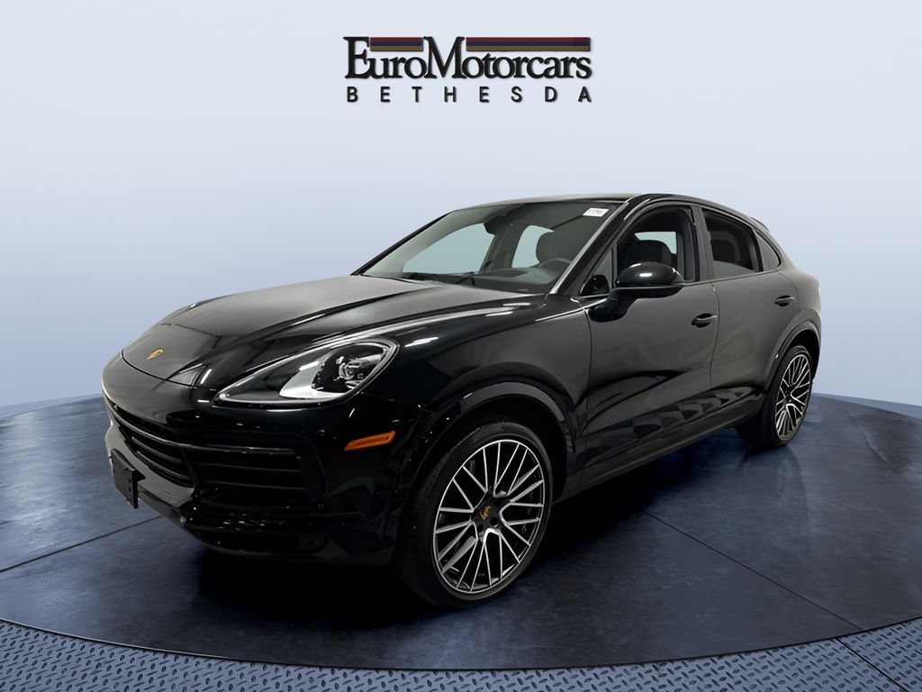  2023 Porsche Cayenne Coupe AWD   