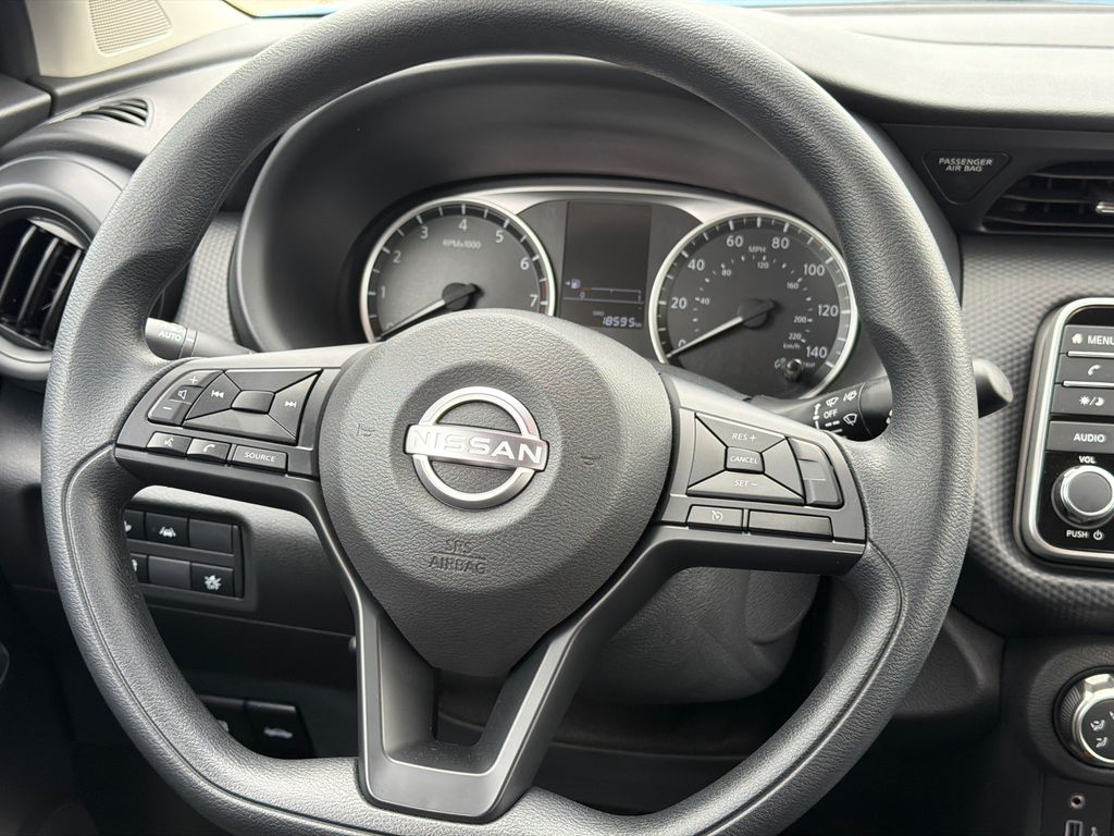 Used 2025 Blue Nissan S image 17