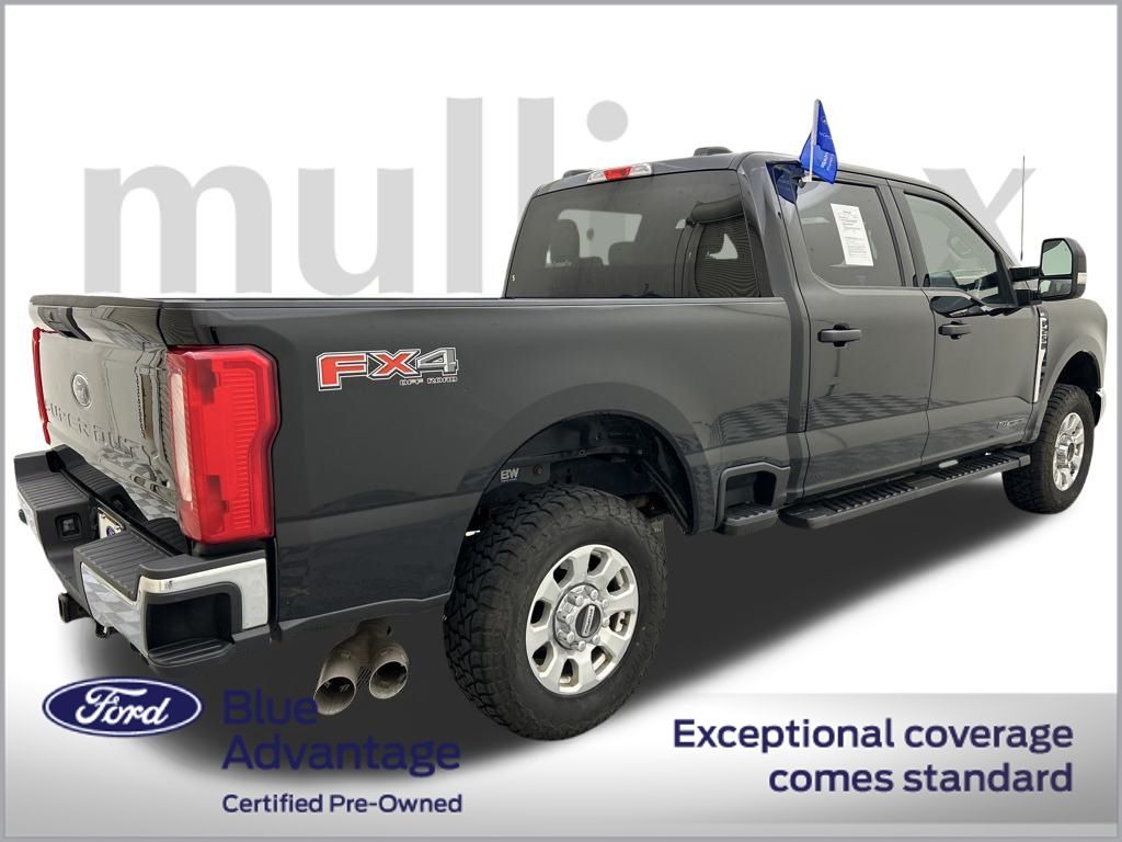 2023 Ford F-250 XLT photo 3