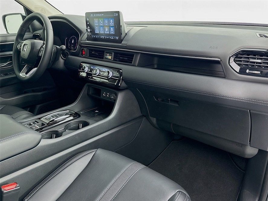 Used Car 2025 Honda Pilot  Utility Ex-l All Wheel Drive For Sale Under $50,000 In Austin, Texas