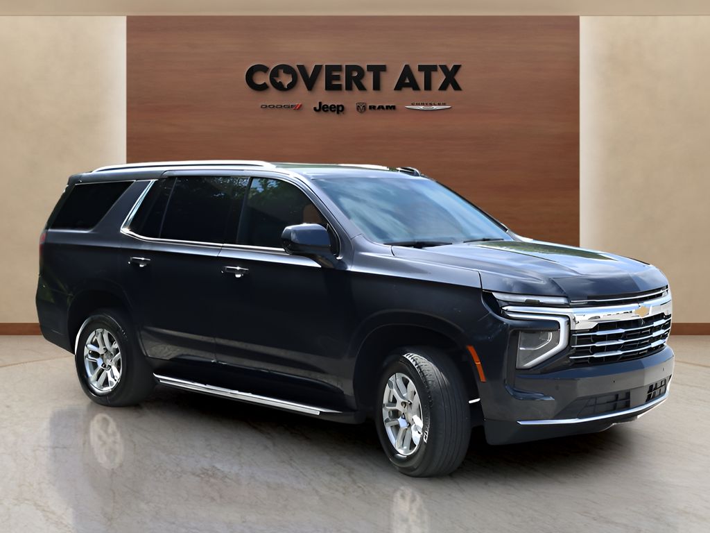 Used 2025 Gray Chevrolet LT image 7