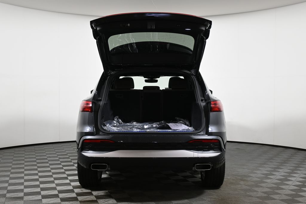 Thumbnail: 2025 Audi Q5 - 31