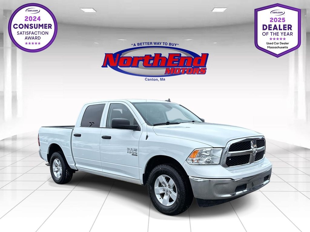 2023 RAM 1500 Classic SLT Crew Cab 4WD