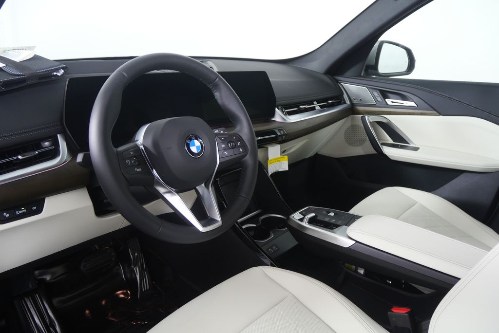 Thumbnail: 2026 BMW X1 - 12