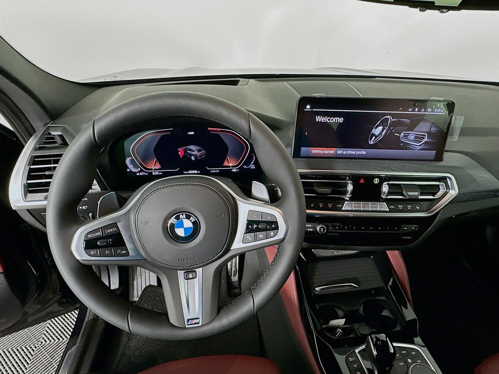 Thumbnail: 2025 BMW X4 - 10