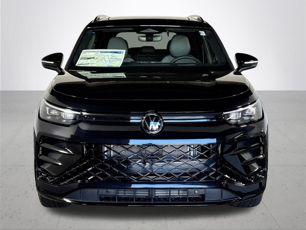 2025 Volkswagen Tiguan SE R-Line Black photo 3