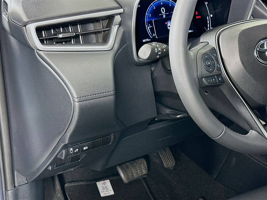 Thumbnail: 2024 Toyota Corolla Cross - 10