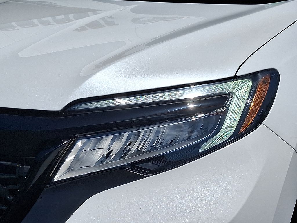 Thumbnail: 2019 Honda Passport - 9