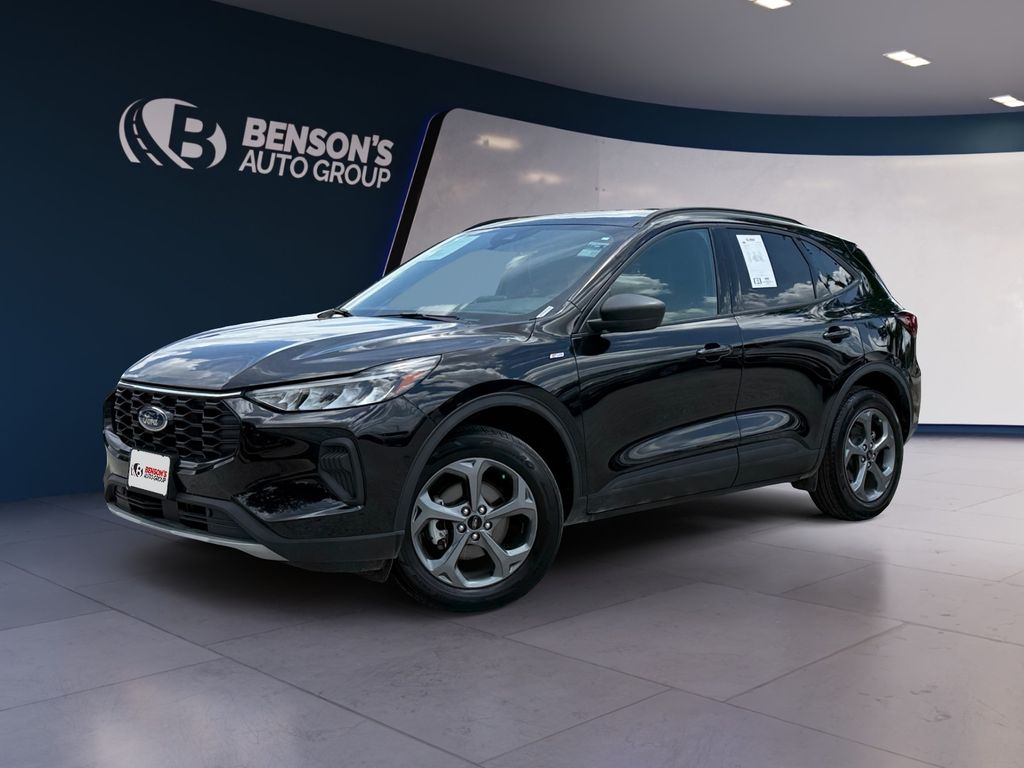 2025 Ford Escape ST Line