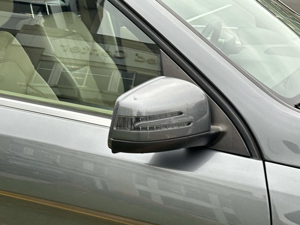 Thumbnail: 2017 Mercedes-Benz GLE - 18