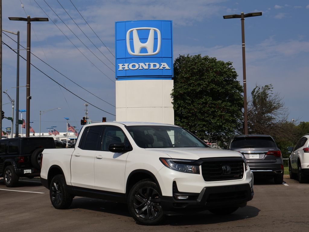 Platinum White Pearl 2023 Honda Ridgeline Pickup Truck All-Wheel Drive 9-Speed Automatic