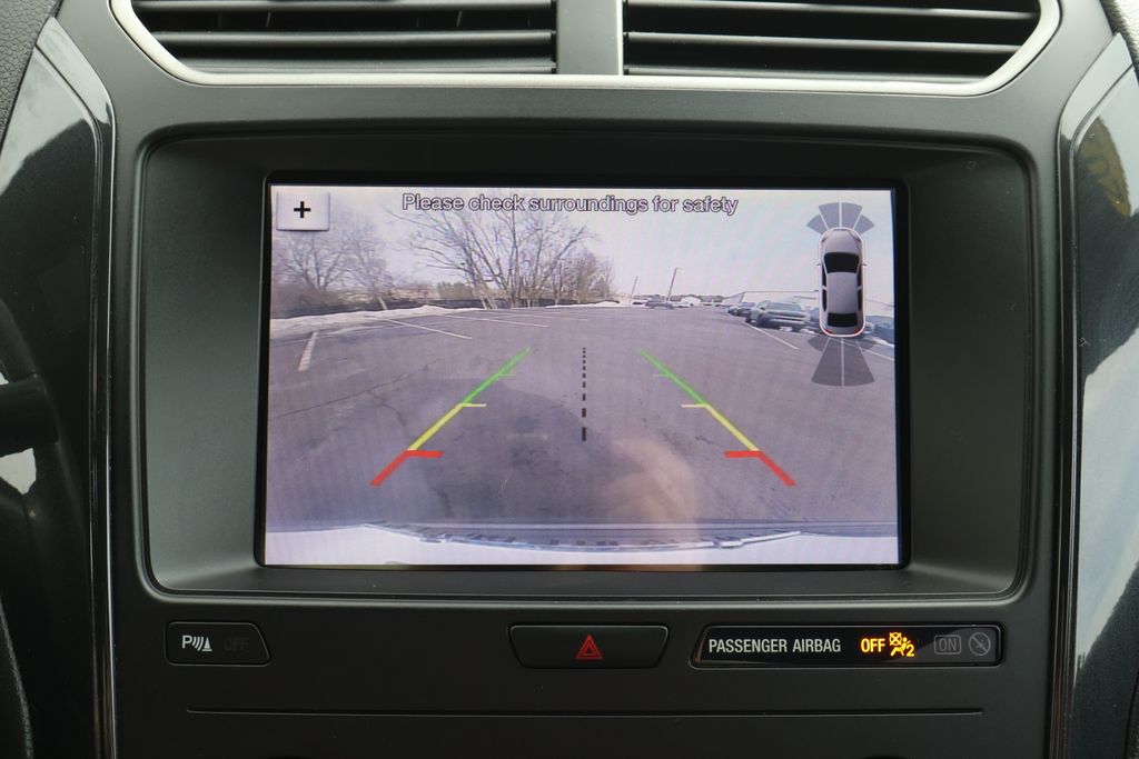 Thumbnail: 2019 Ford Explorer - 16