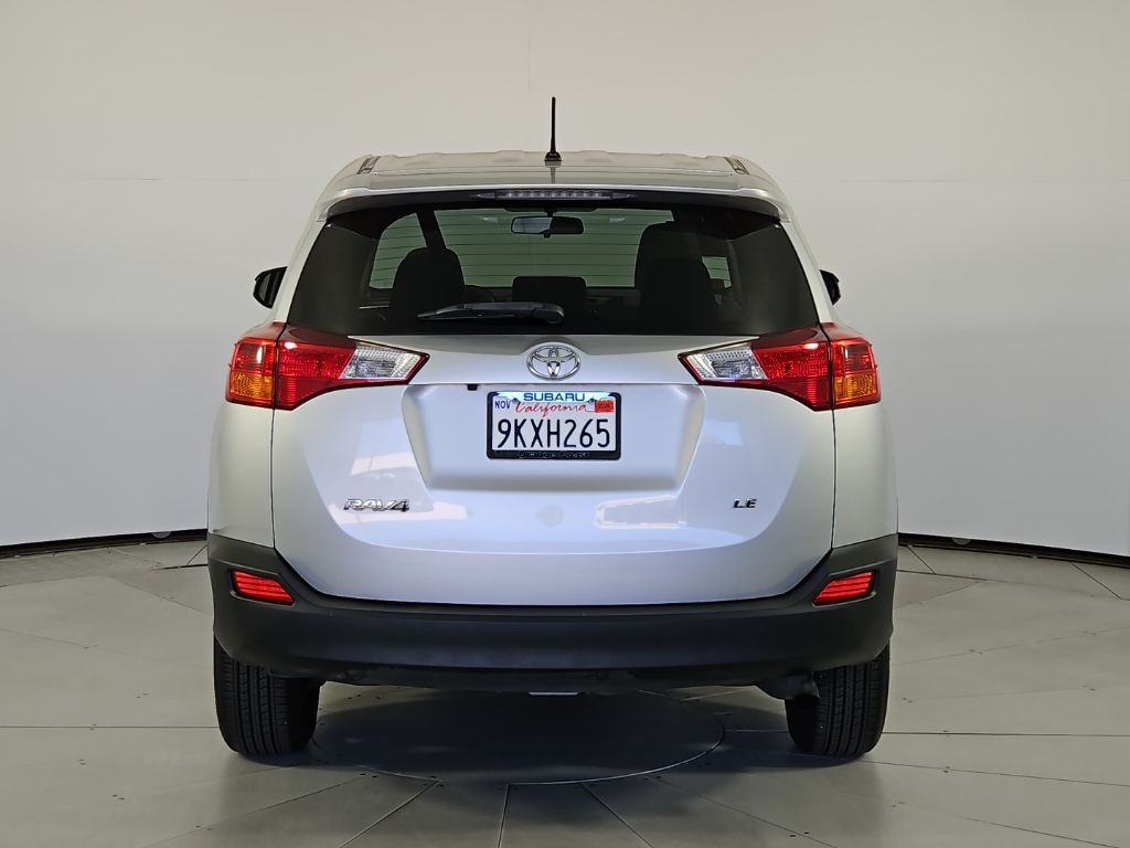 Thumbnail: 2015 Toyota RAV4 - 8
