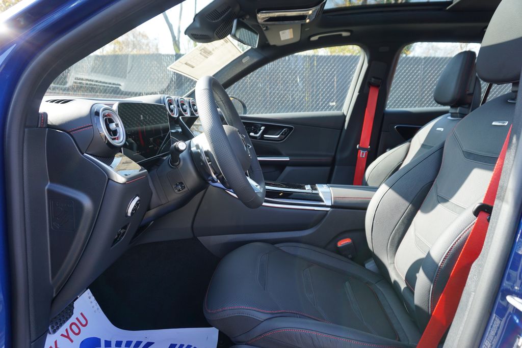 Thumbnail: 2026 Mercedes-Benz GLC - 9