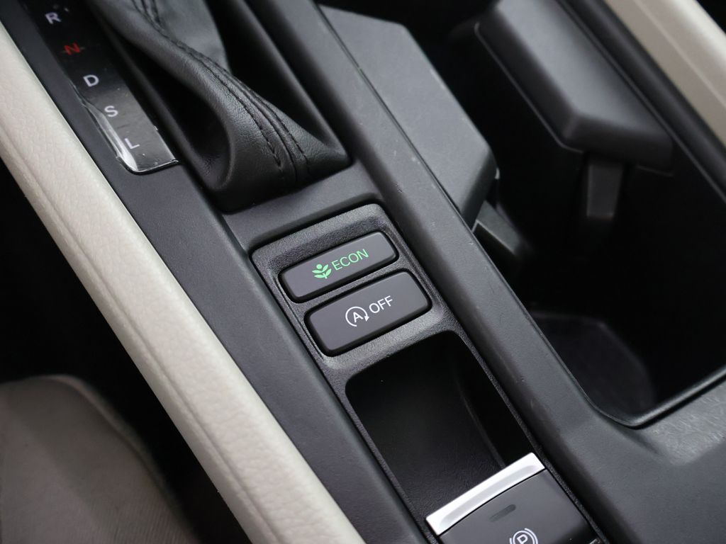 Used 2023 Red Honda LX image 40