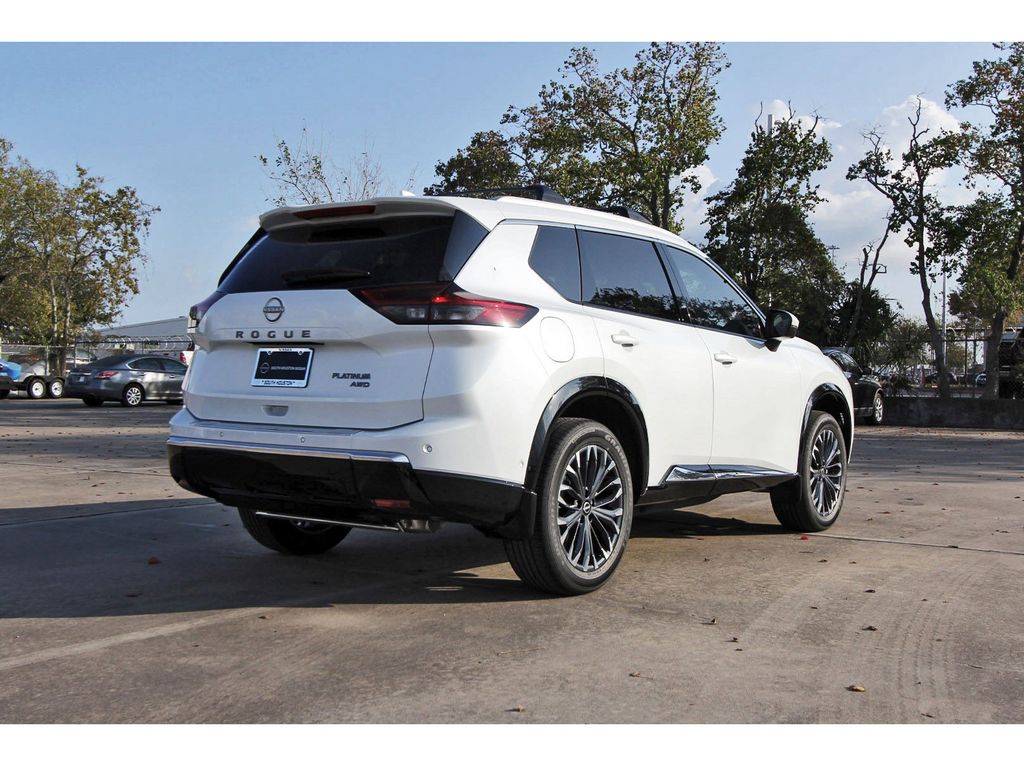2026 Nissan Rogue Platinum - 3