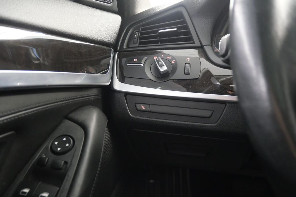 2016 BMW 5 Series 535i 20