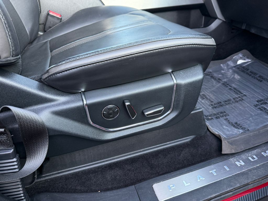 Used 2015 Red Ford Platinum image 80