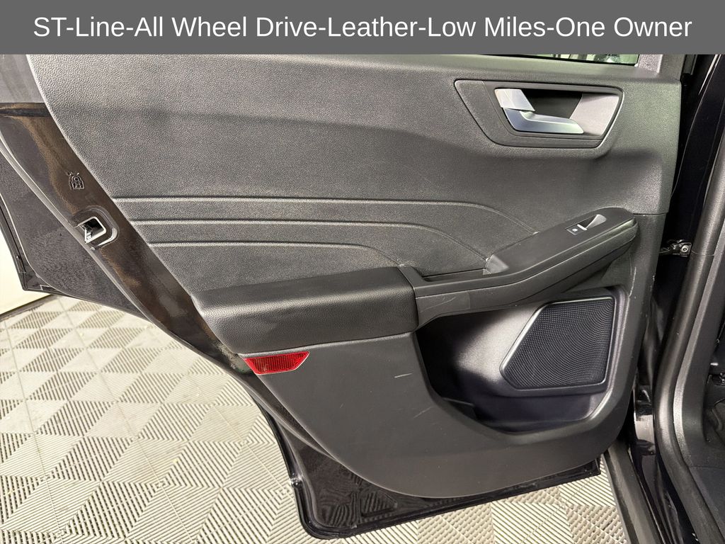 used 2025 Ford Escape car, priced at $23,900