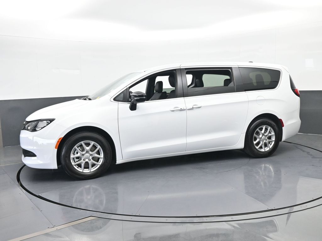 Used 2026 Bright White Clearcoat Chrysler LX image 2