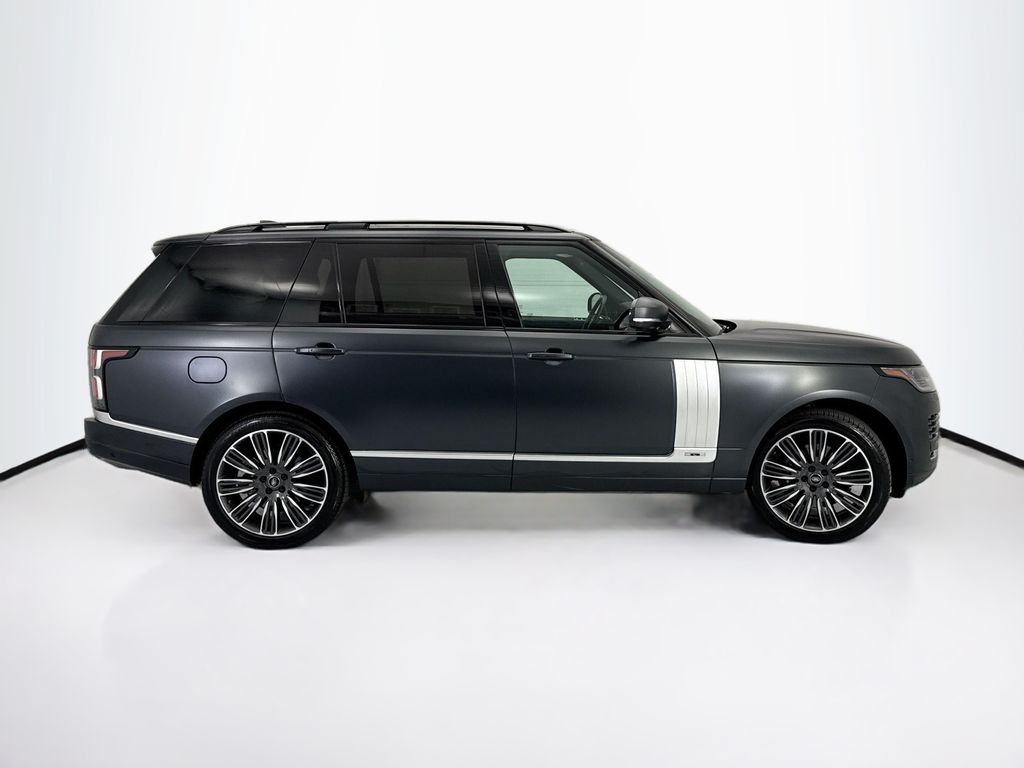 Thumbnail: 2021 Land Rover Range Rover - 4