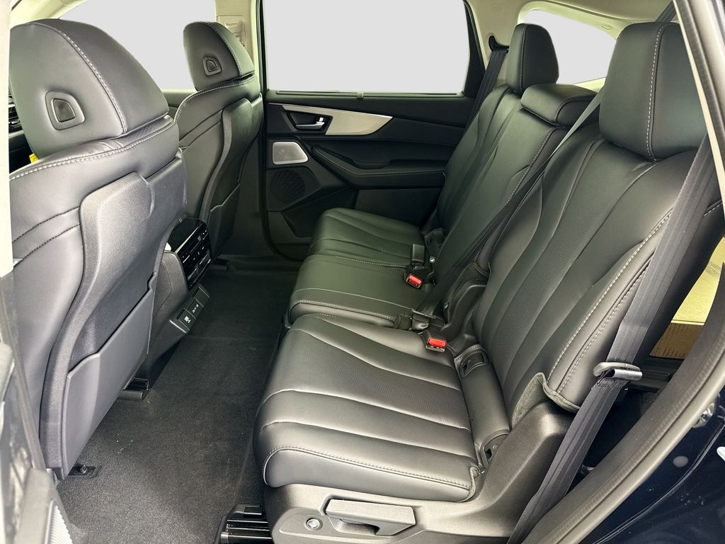 Thumbnail: 2026 Acura MDX - 19