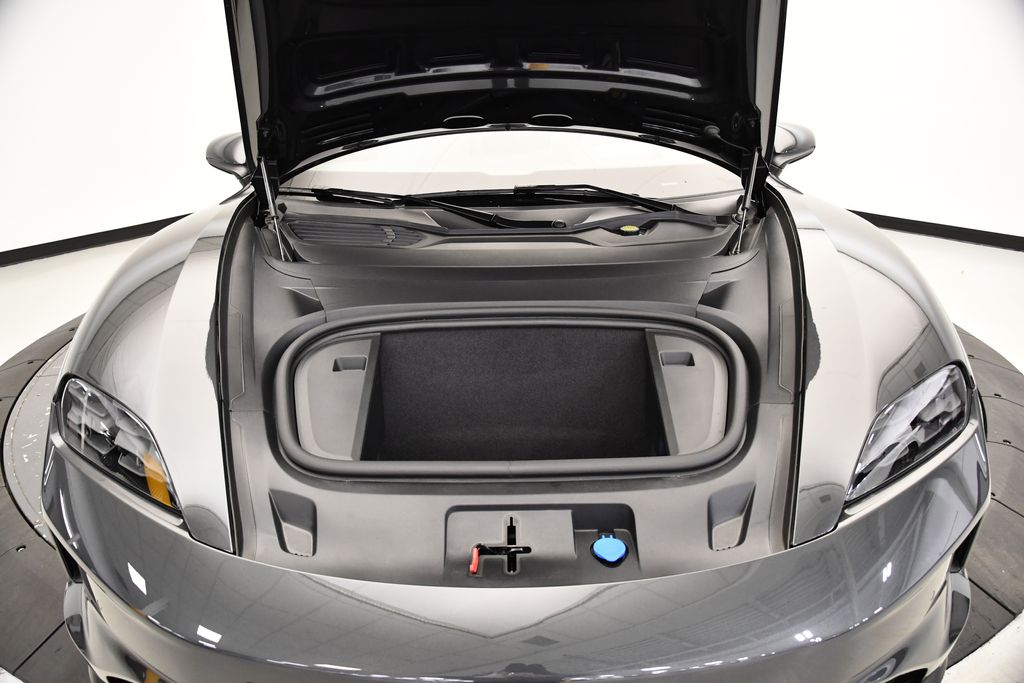 Thumbnail: 2025 Porsche Taycan - 12