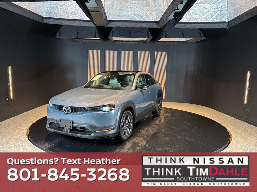 Polymetal Gray Metallic Multi-Tone 2022 Mazda MX-30 Premium Plus FWD SUV / Crossover Front-Wheel Drive 1-Speed Automatic