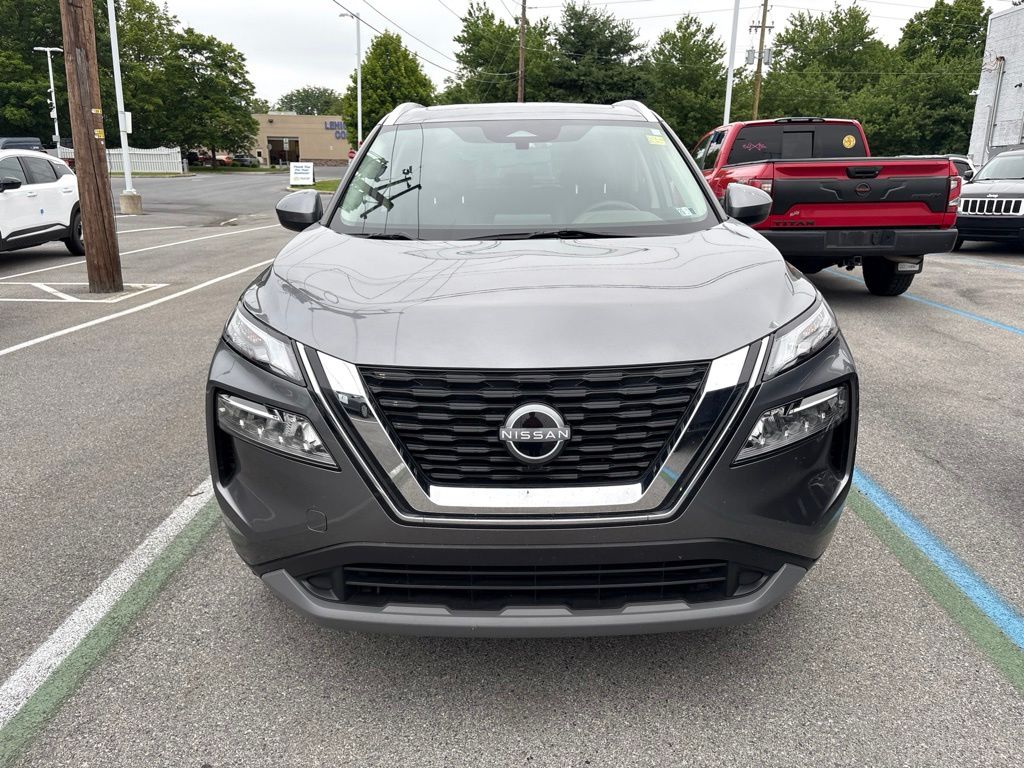 2023 Nissan Rogue — photo 2