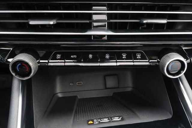 Thumbnail: 2026 Chevrolet Traverse - 31