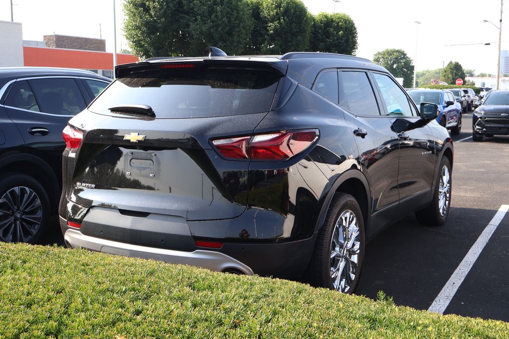 Thumbnail: 2021 Chevrolet Blazer - 10