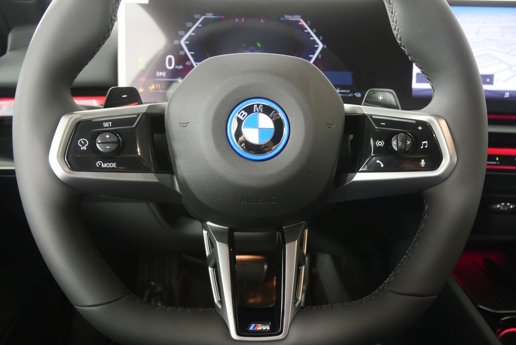 Thumbnail: 2026 BMW 5 Series - 18