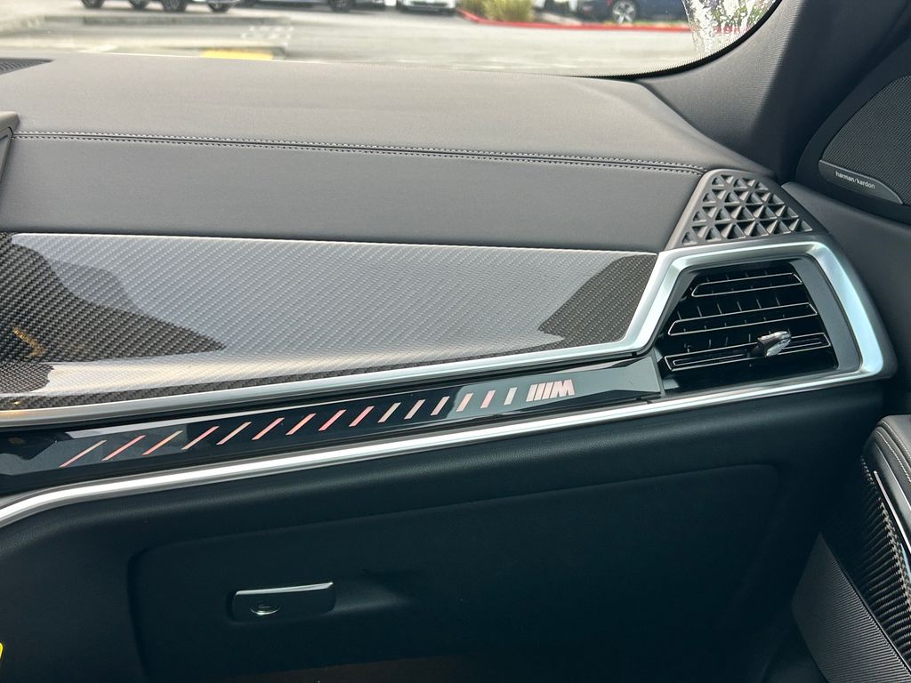 Thumbnail: 2026 BMW X6 - 26