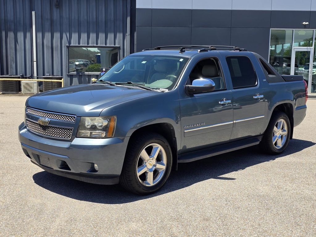 Blue Granite Metallic 2011 Chevrolet Avalanche LTZ 4WD Pickup Truck Four-Wheel Drive 6-Speed Automatic