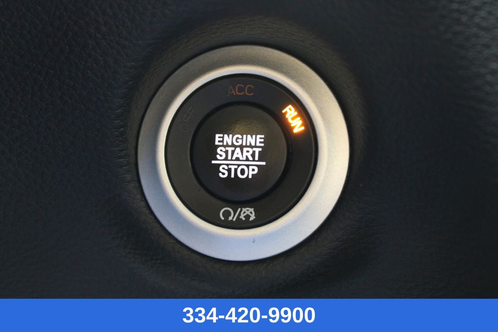 used 2023 Chrysler Pacifica car, priced at $17,499