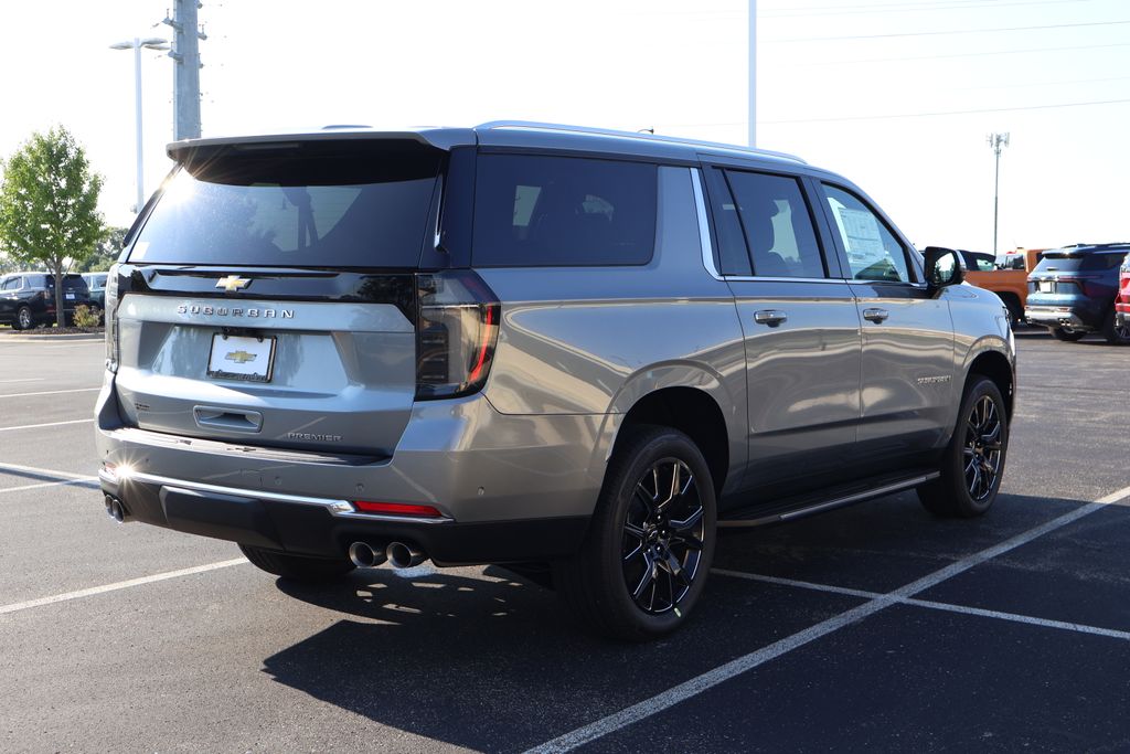 Thumbnail: 2025 Chevrolet Suburban - 8