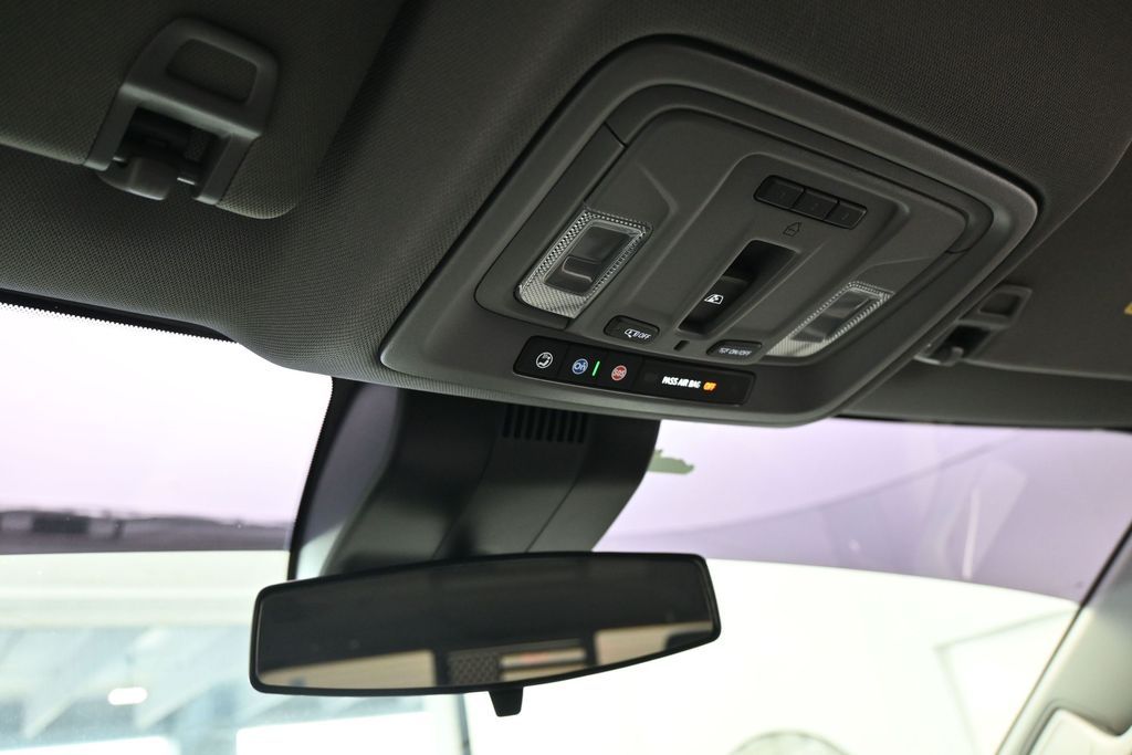 Used 2023 Summit White GMC Elevation image 26