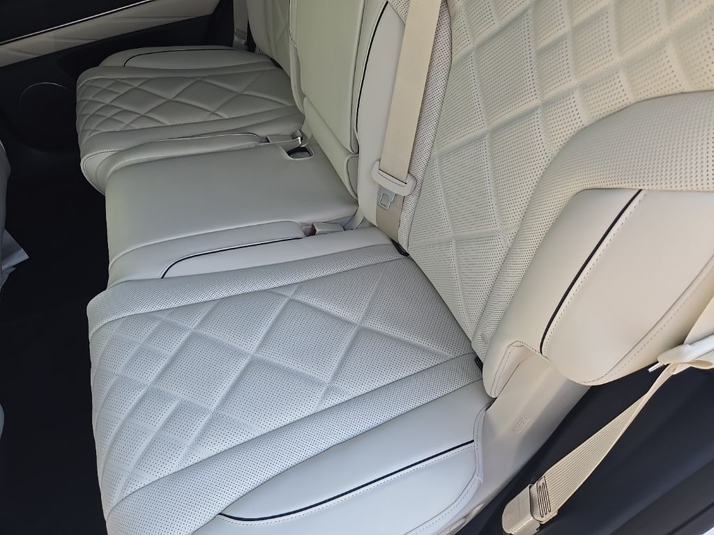 Thumbnail: 2026 Genesis GV80 - 28