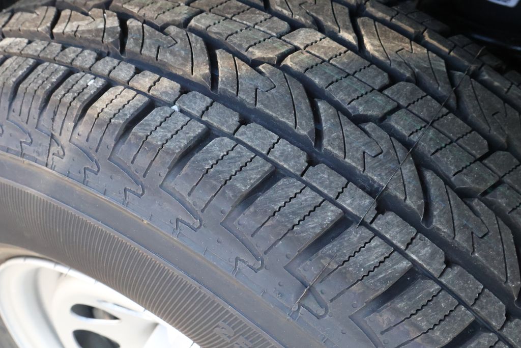 Thumbnail: 2026 Chevrolet Silverado 1500 - 10