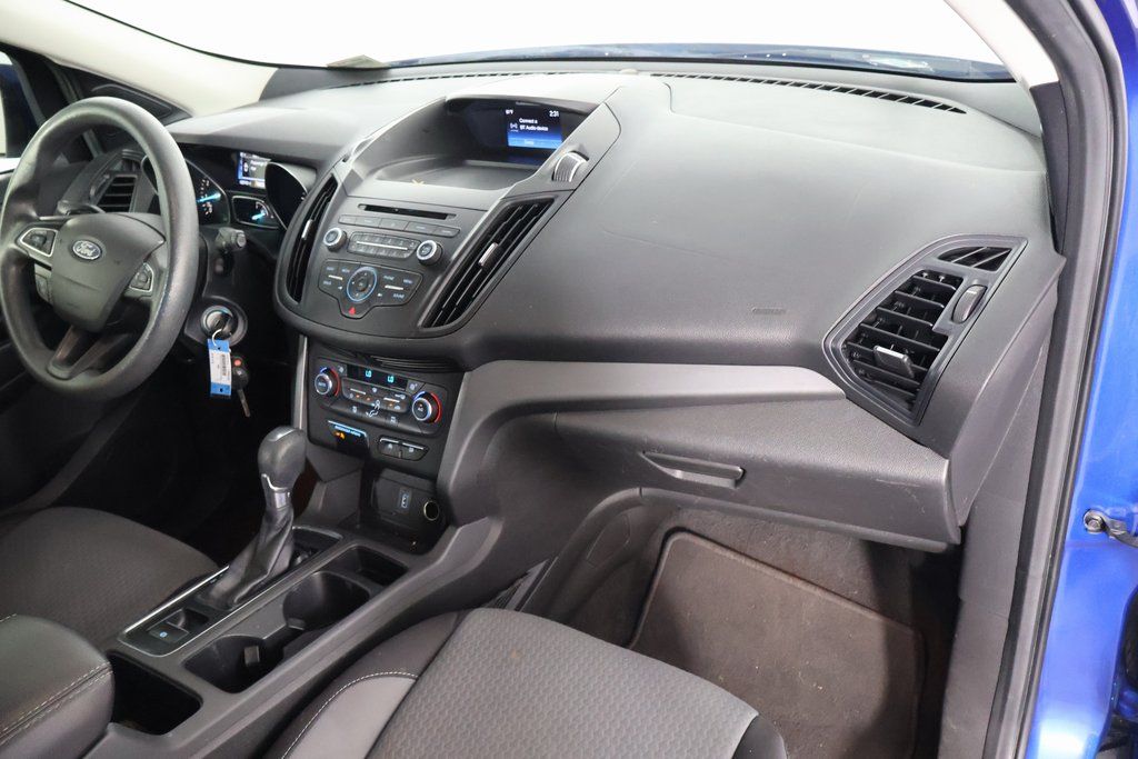 Thumbnail: 2017 Ford Escape - 7