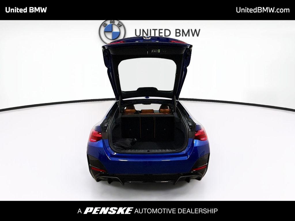 Thumbnail: 2026 BMW i4 - 14