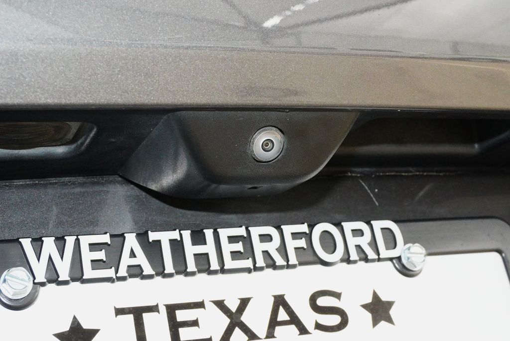 Used Car 2021 Jeep Grand Cherokee L  Altitude For Sale Under $25,000 In Weatherford, Texas