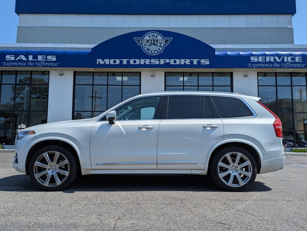 Crystal White Pearl 2019 Volvo XC90 SUV / Crossover All-Wheel Drive Automatic