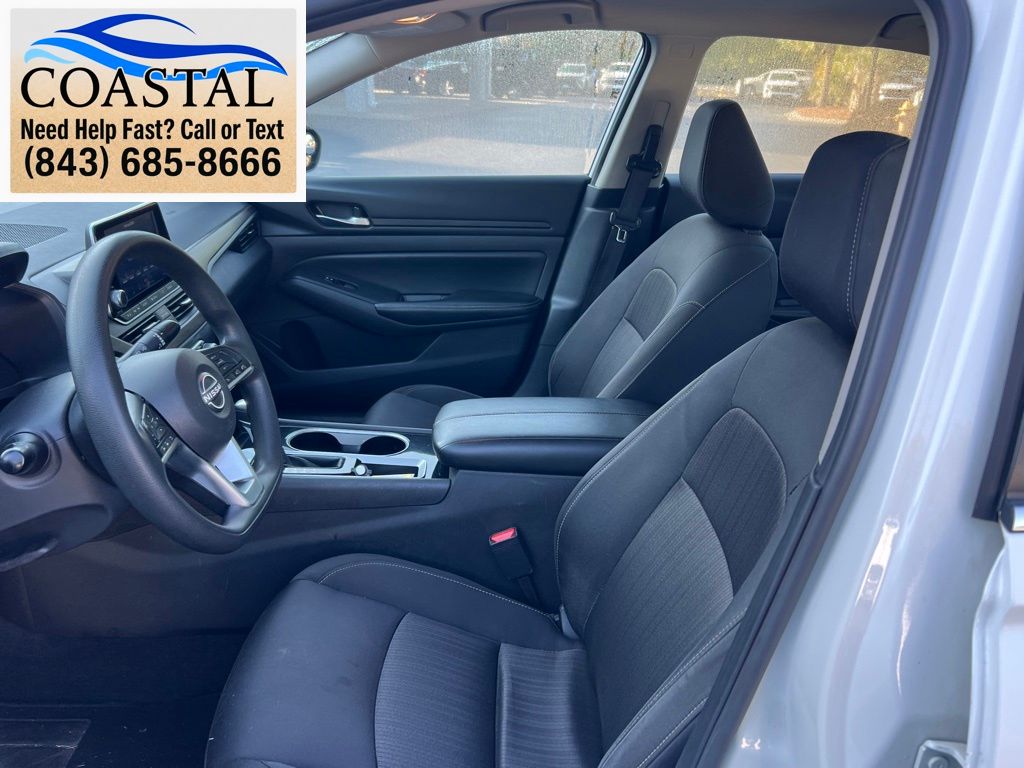 2024 Nissan Altima 2.5 SV White at Lugoff Nissan