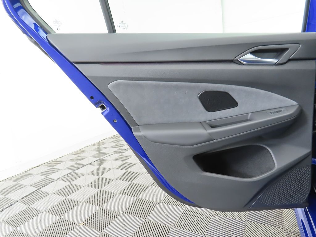 Thumbnail: 2025 Volkswagen Golf - 26