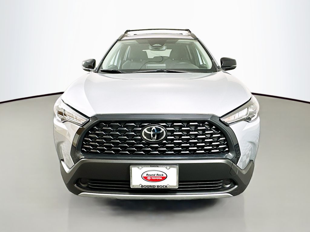 View vehicle photo 2