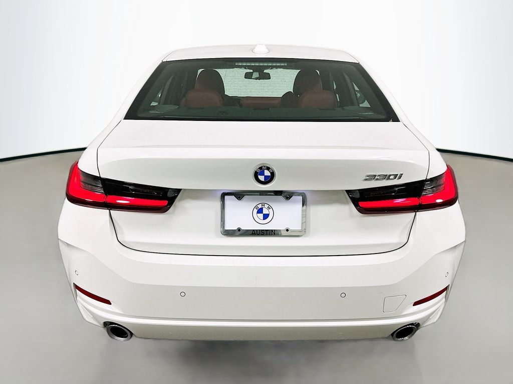 Thumbnail: 2026 BMW 3 Series - 6