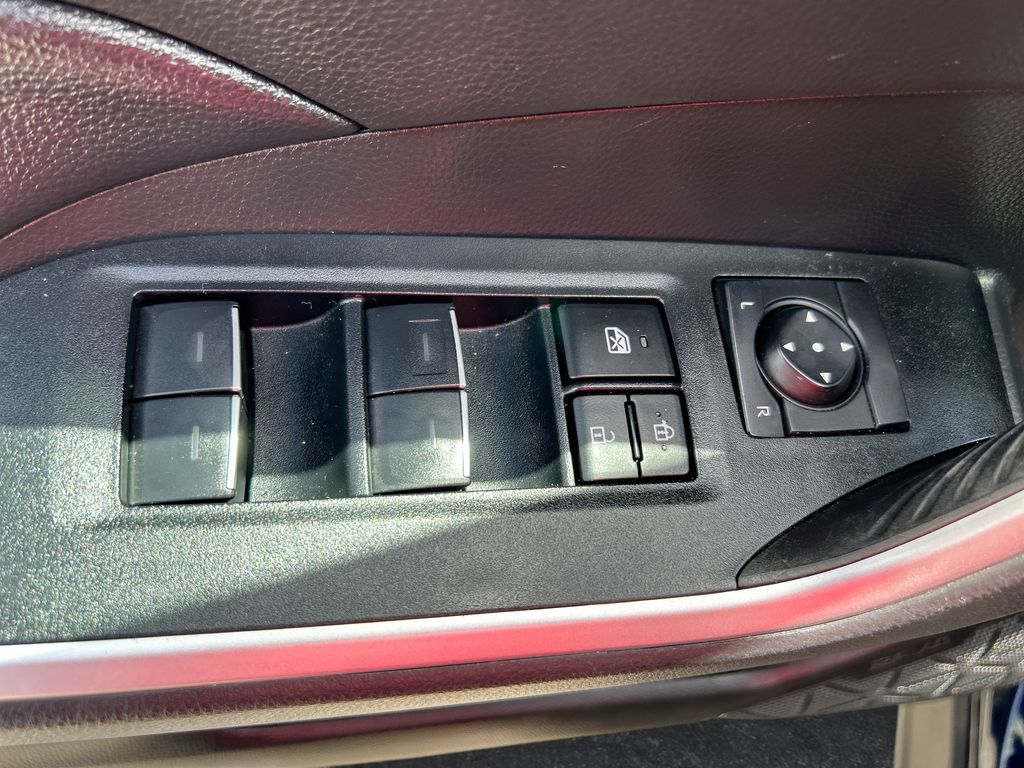 Thumbnail: 2023 Toyota RAV4 - 13